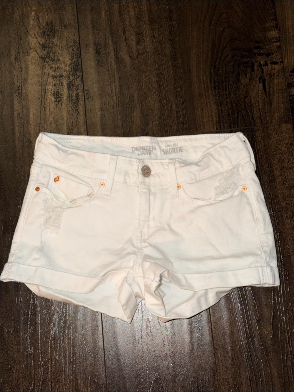 Denizen White Denim Low Rise Shortie